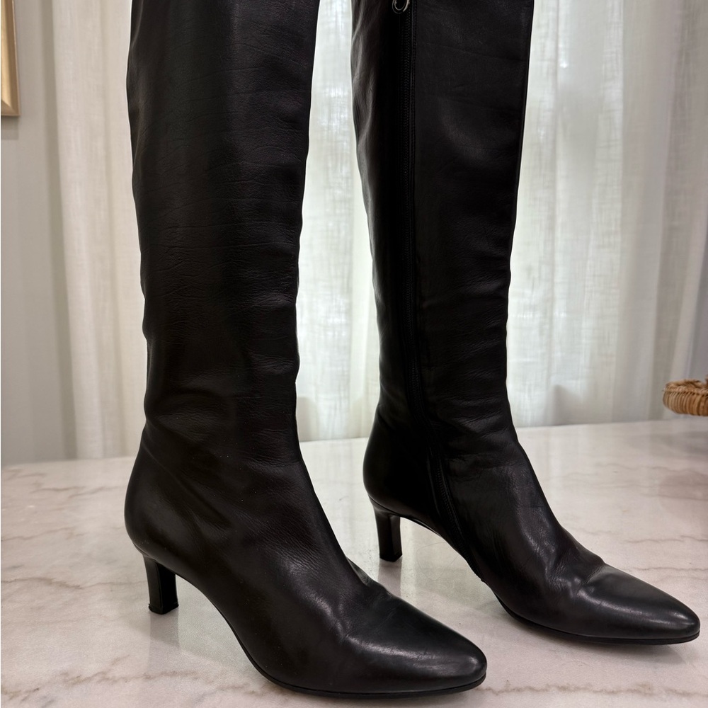 Elegant Black Leather Knee-High Boots